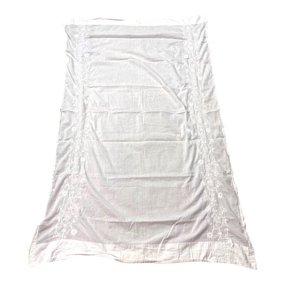 Martha Stewart White Embroidered Cotton Table Runner Console Tablecloth  60" X 3 - Picture 4 of 6